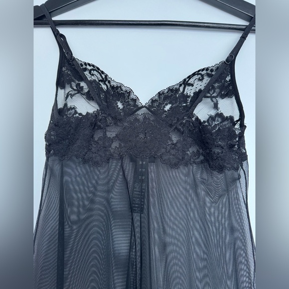 La Perla Sheer Black Lace Chemise - Picture 4 of 12